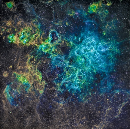 (2) Nebulosa de la Tarántula, [Oiii]+Ha+[Sii], paleta Hubble – A.Porcel (SAG/Proyecto SAGaustral)
